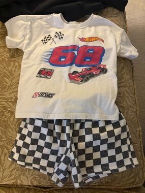 Hot Wheels White Racing Tee with Checkered Shorts 4T Set